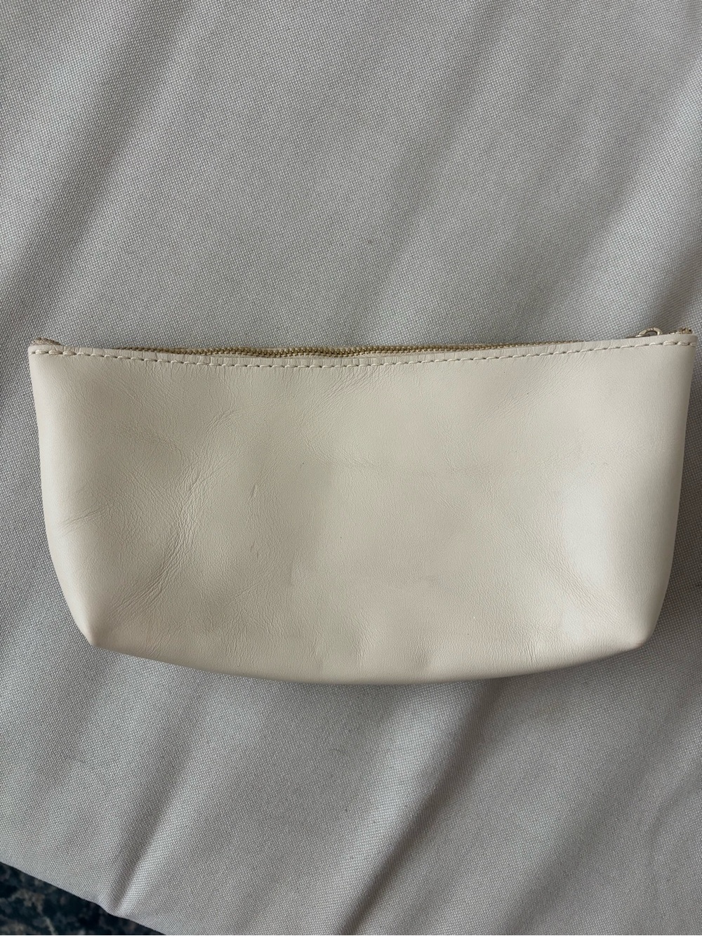 Portland Leather Cream Zip Pouch - Picture 2 of 3